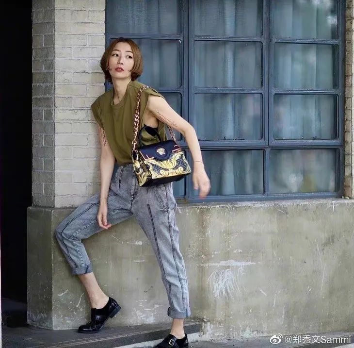 郑秀文的辣，全身都是自律的痕迹