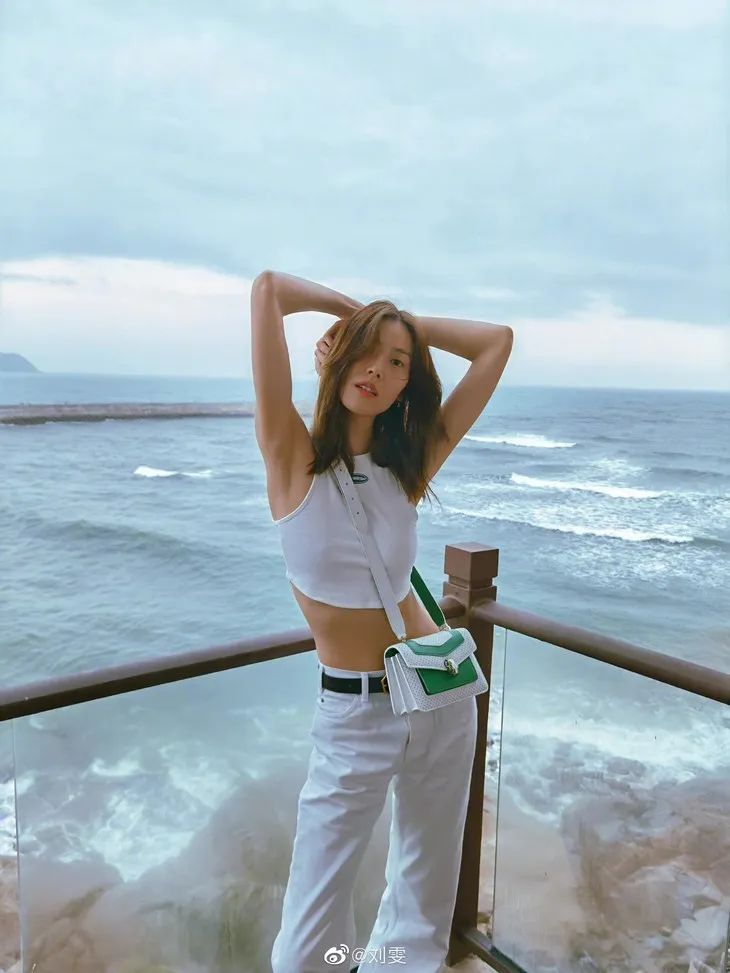 郑秀文的辣，全身都是自律的痕迹