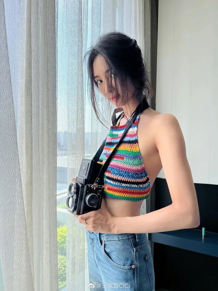 郑秀文的辣，全身都是自律的痕迹