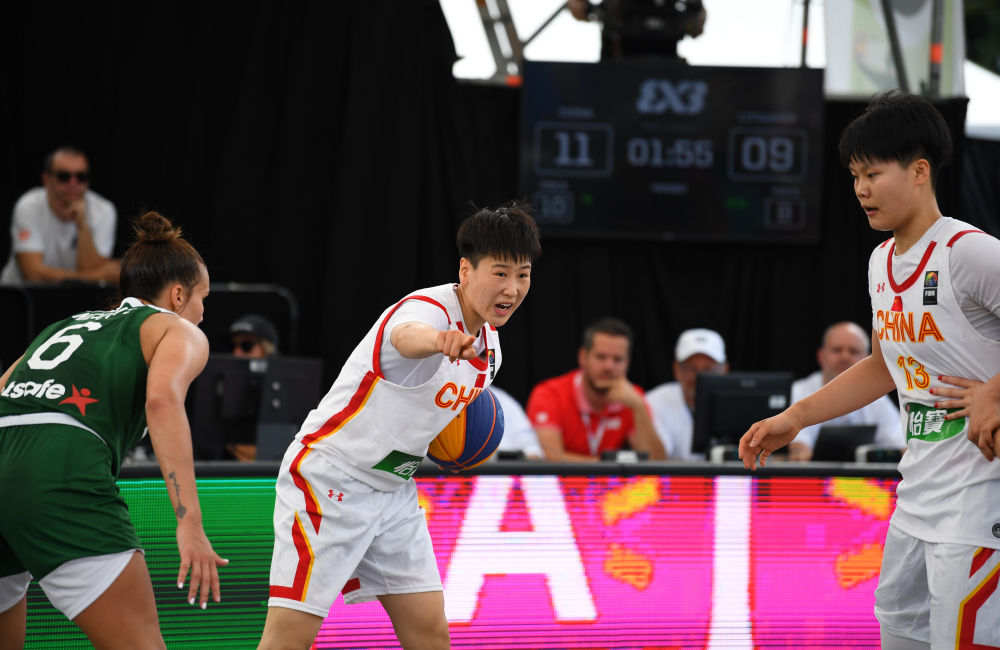 中国三人女篮获小组头名晋级世界杯八强