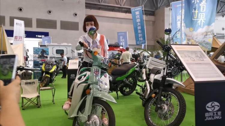聚焦重慶車展②|“王者歸來”：重慶摩企迎來新的“窗口期”