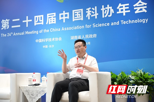 大咖论道丨李千目院士：提升数字工业水平 湖南可借鉴“四大巨头”发展经验