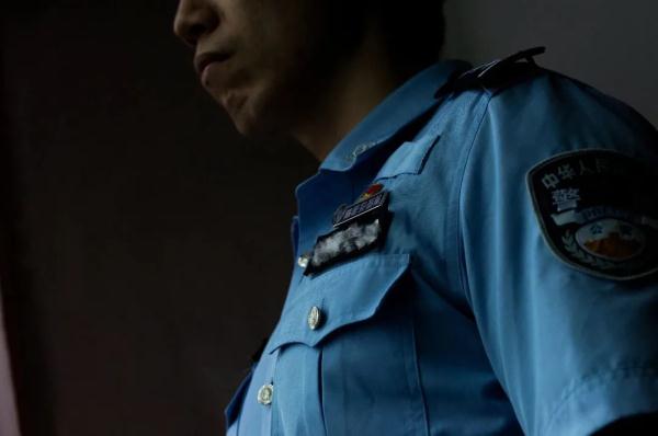 胳臂，胳臂上的鸡皮疙瘩怎么去掉