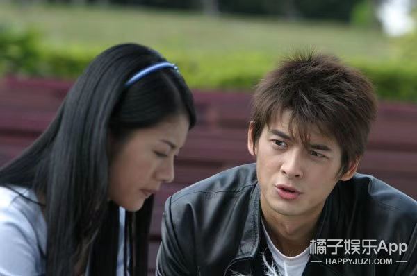 还记得《斗鱼》的于皓吗？年近50感情终于定了？