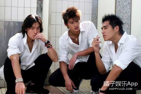 还记得《斗鱼》的于皓吗？年近50感情终于定了？