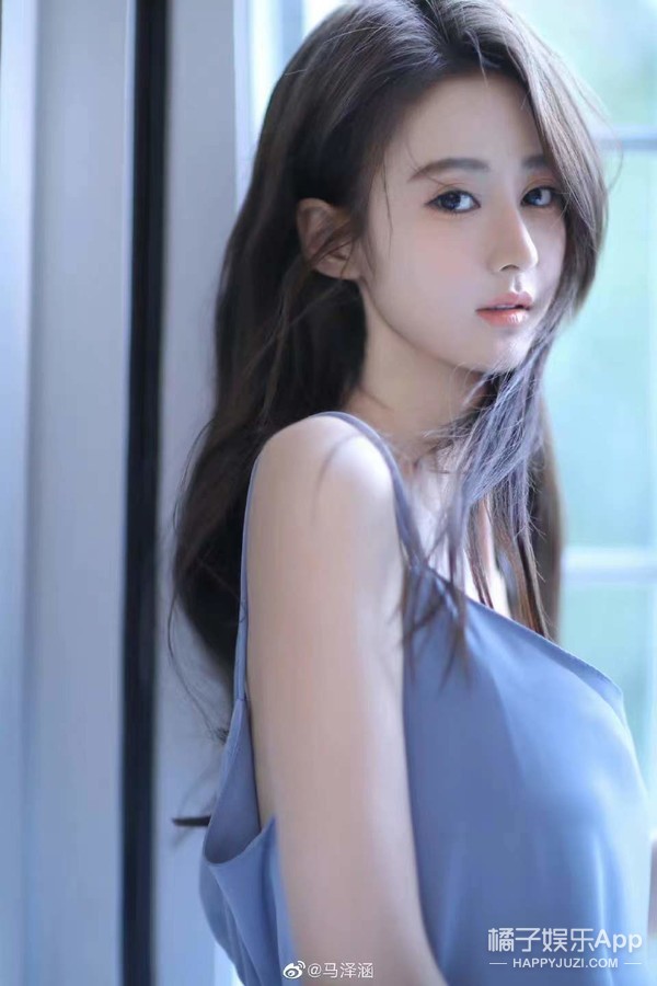 还记得《斗鱼》的于皓吗？年近50感情终于定了？