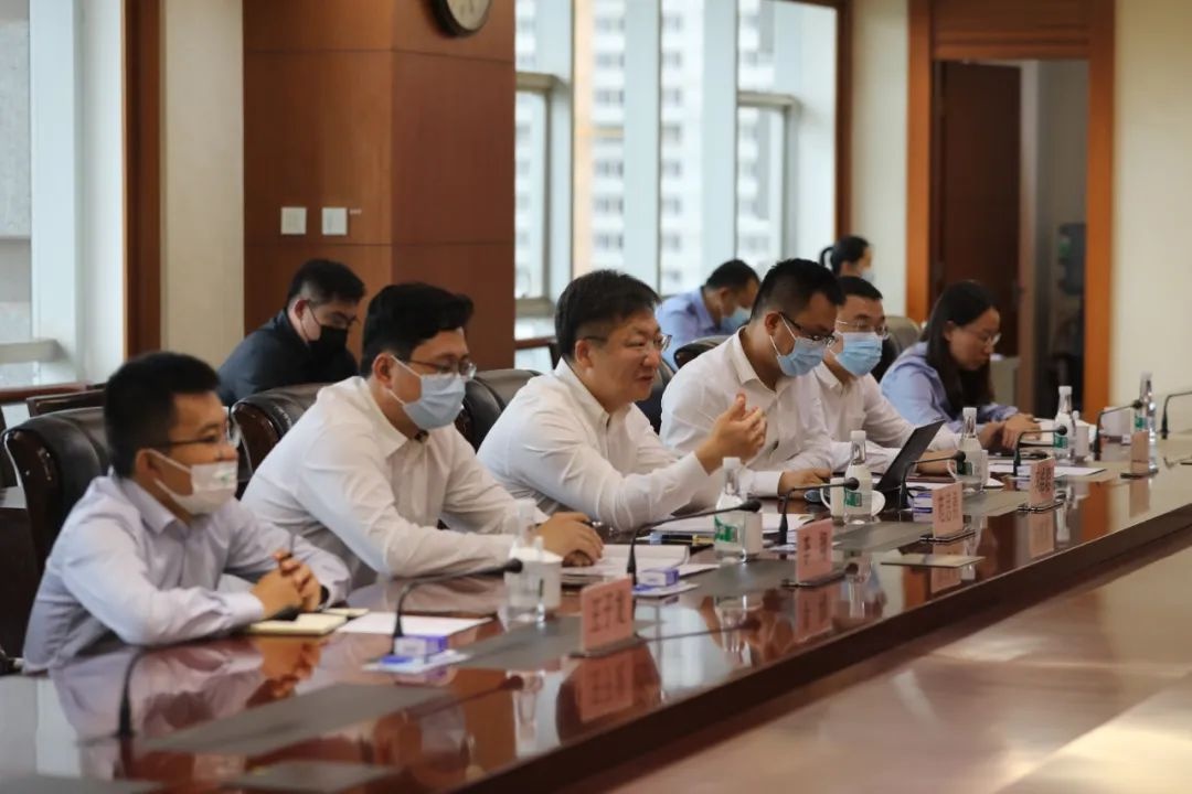 任军号与华为公司一行座谈交流