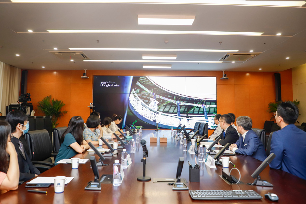 品荆楚文化，创智能教育，华中师大国际暑期学校开幕