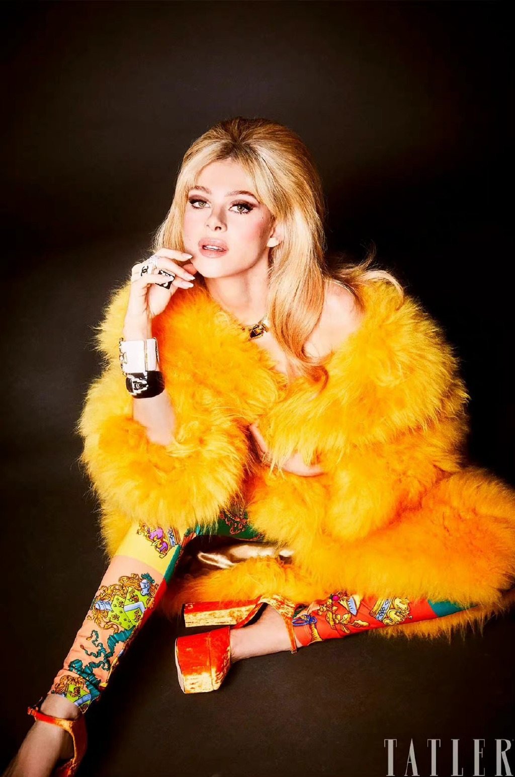 贝克汉姆大儿媳妇时尚大片曝光！首次用“贝嫂”身份热度高 气质独特气场强