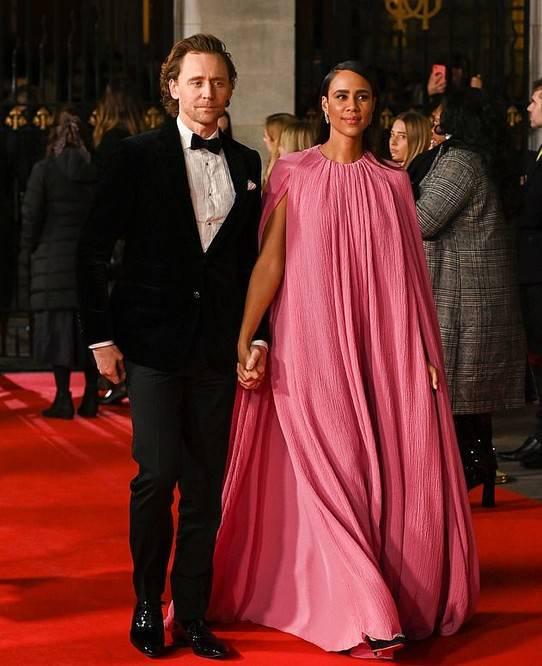 外媒曝抖森未婚妻怀孕 二人5月刚公开订婚喜讯