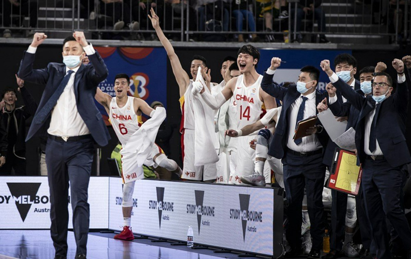 中国篮球世界杯球鞋（「中国男篮」球鞋上脚！郭艾伦穿的居然是这双鞋）