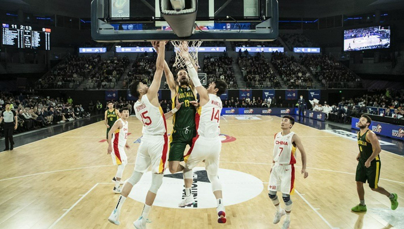 中国篮球世界杯球鞋（「中国男篮」球鞋上脚！郭艾伦穿的居然是这双鞋）