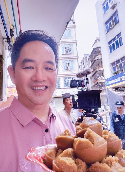 《大山的女儿》在央视首播就成收视黑马 谢爱华新剧真情演绎吕厂长