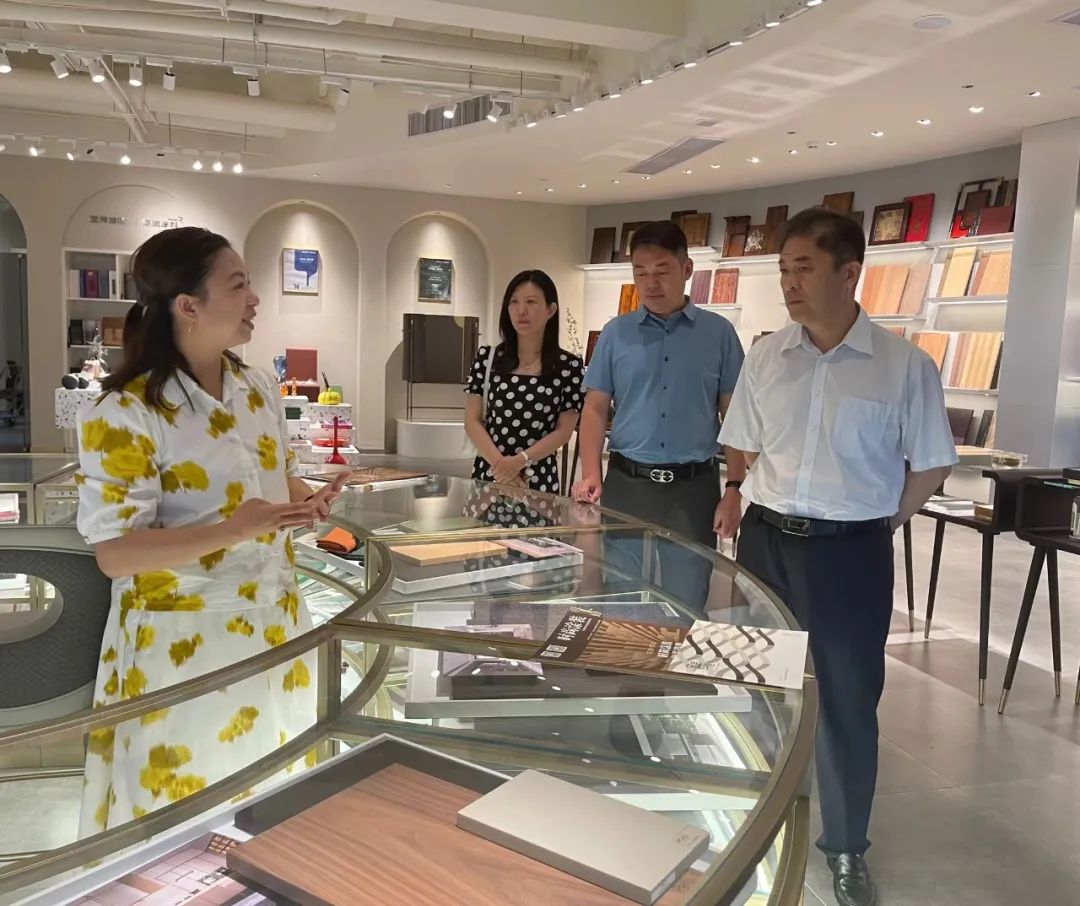 济南新材料产业园区管委会主任韩利师带队赴佛山深圳招商考察