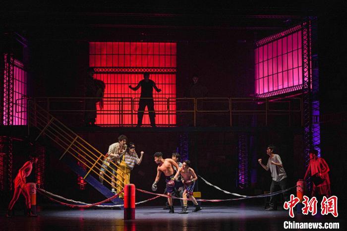 原创音乐剧《使命必达》融合岭南文化元素高燃上演