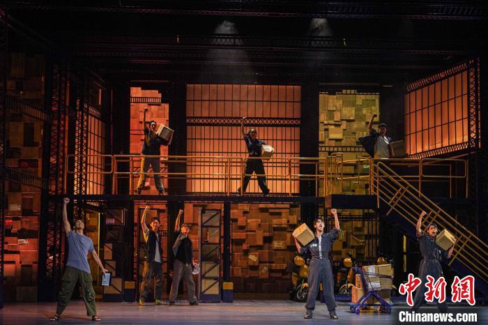 原创音乐剧《使命必达》融合岭南文化元素高燃上演