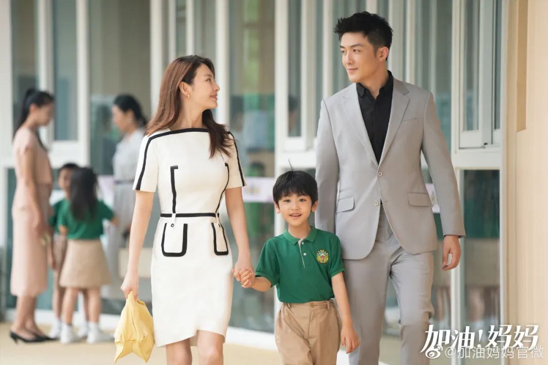 国产剧女演员都流行“带包进组”？