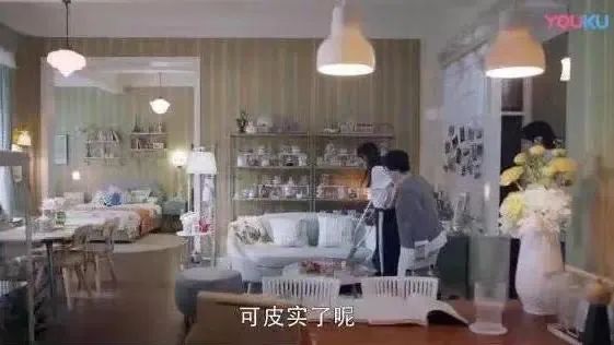 国产剧女演员都流行“带包进组”？