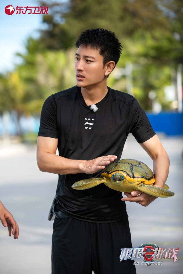 《极限挑战》“海洋护卫队”出击：岳云鹏黄景瑜海底“造林”