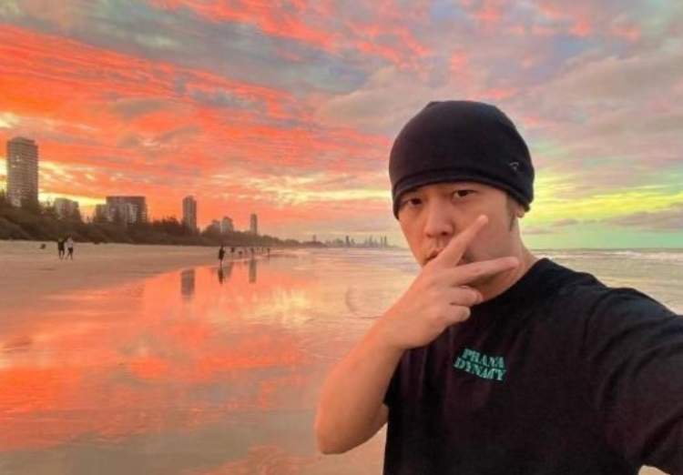 周杰伦《最伟大的作品》开启预约，近480万人期待，乐评人：理性看待一窝蜂行为