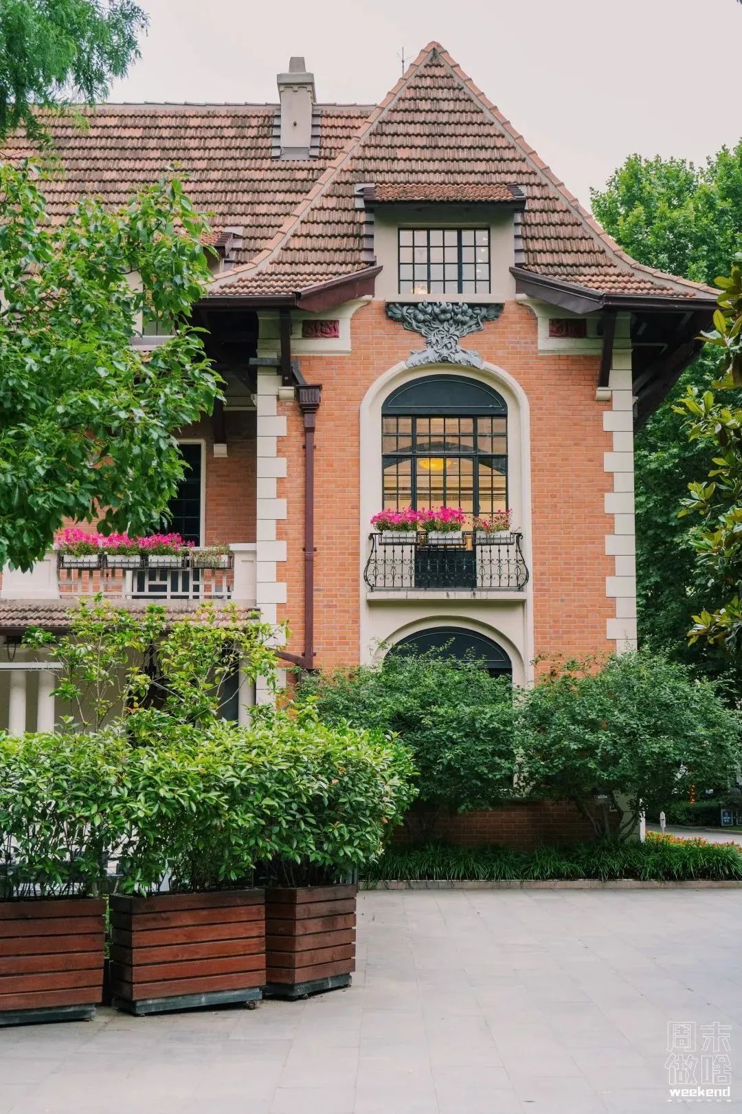 门票:免费地址:徐汇区衡山路811号百代小楼08河畔的欧景小镇曾入围