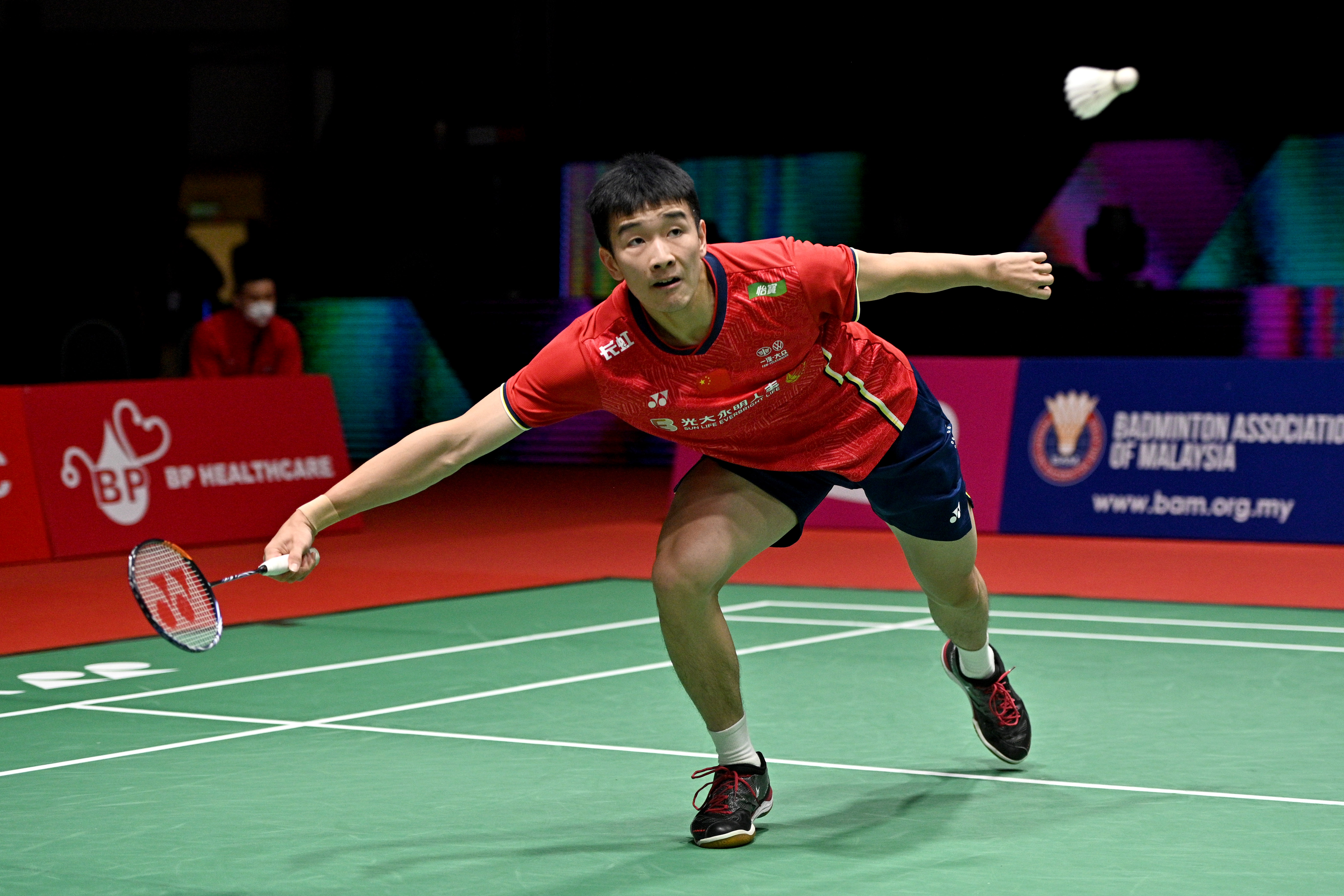 （体育）（4）羽毛球——马来西亚大师赛：李诗沣晋级男单八强