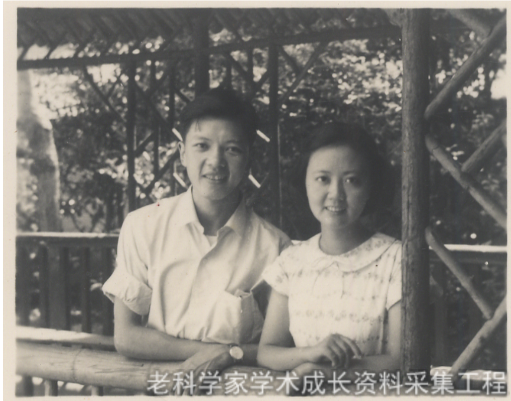 与杨振宁合作，他推动中国数学跟国际接轨