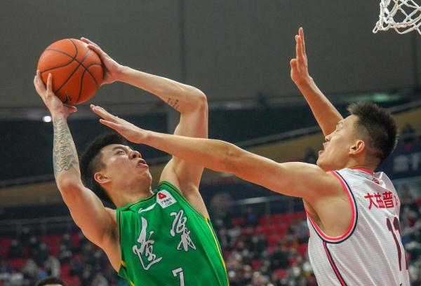 最强nba哪些裤子加篮板(张镇麟：希望在NBA舞台展示更好的自己)