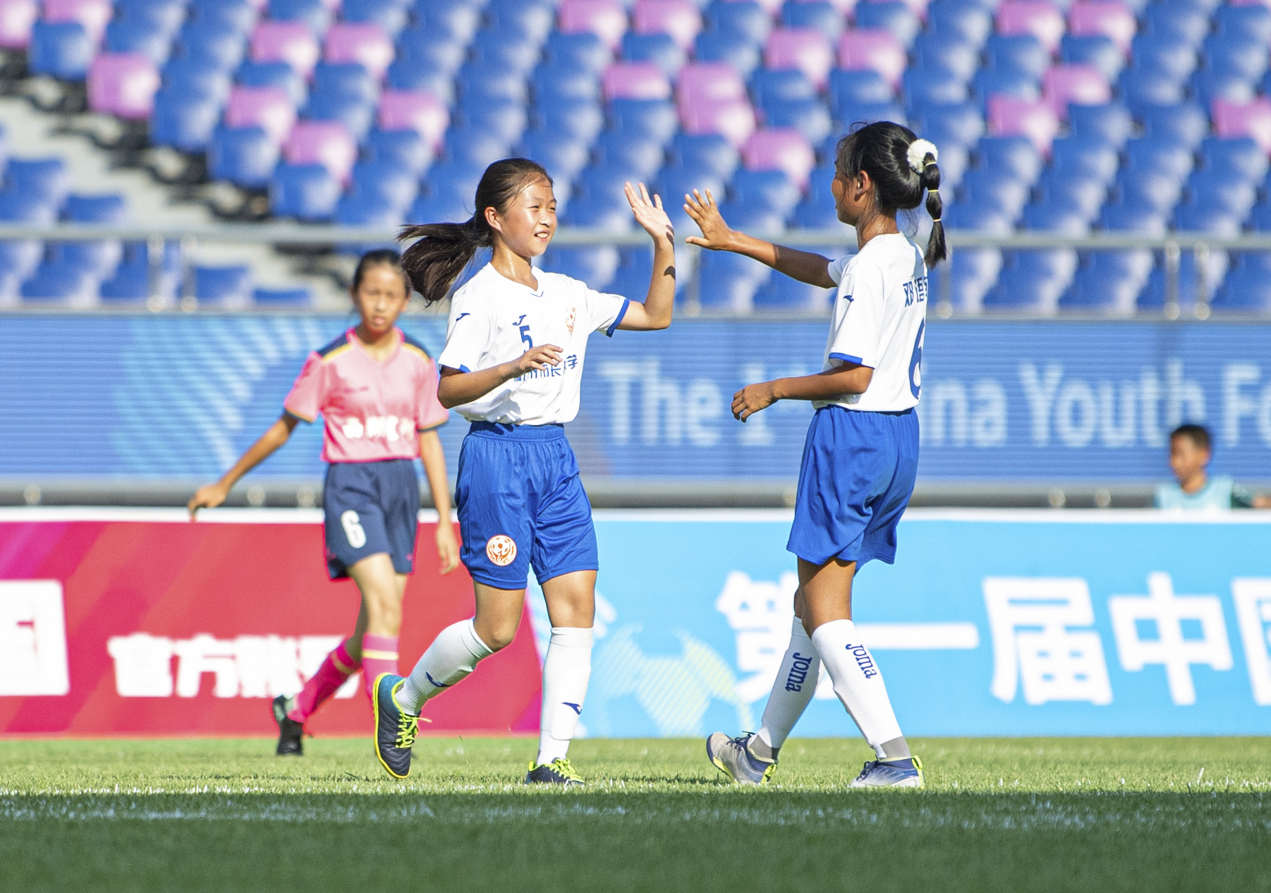 （体育）（4）第一届中国青少年足球联赛启动仪式举行