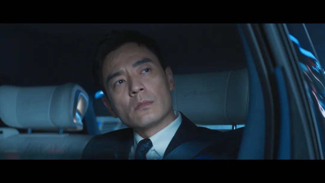 悬疑系列剧《庭外》定档 李光洁演绎律政精英庭外追凶