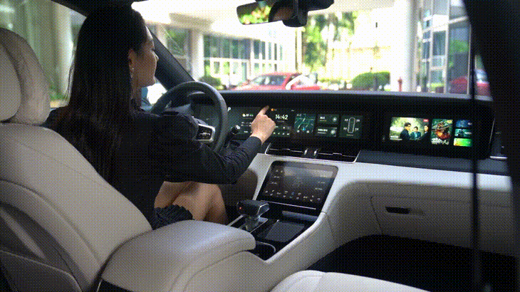 问界华为鸿蒙座舱乱拳打死特理蔚鹏老师傅？我不信