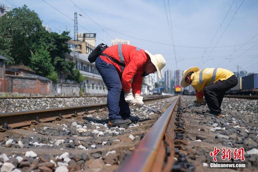 持续高温影响全国超9亿人：这轮高温有多猛？还要热多久？