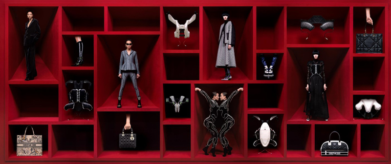 今日消费资讯：《铃芽户缔》全新预告发布、Bally 2022 七夕限定系列开始发售