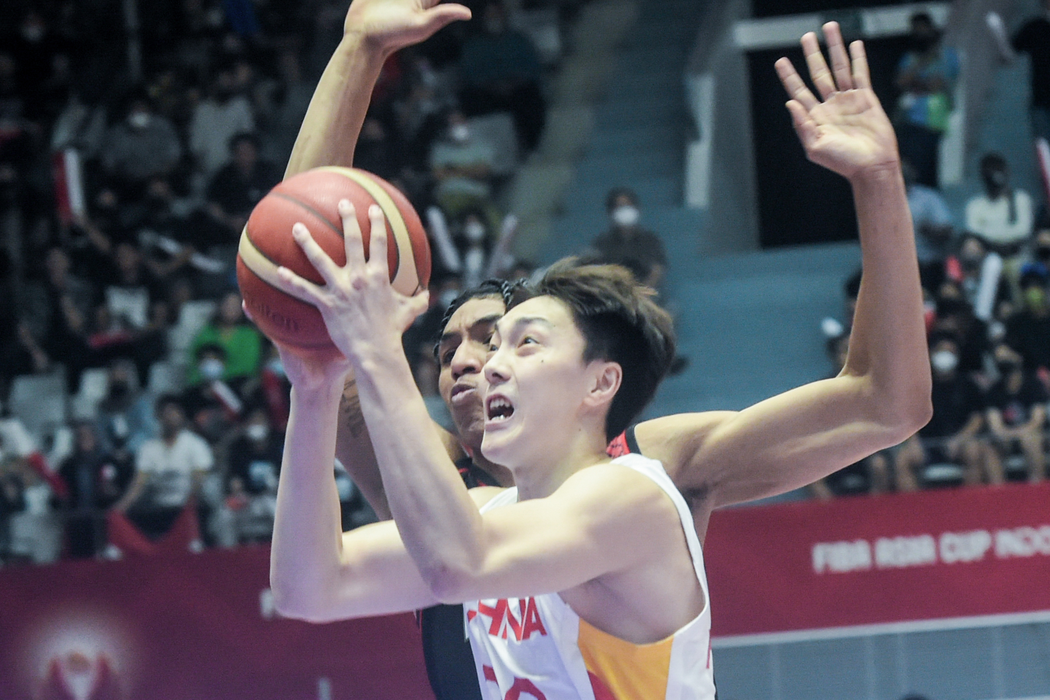 （体育）（6）篮球——亚洲杯八强附加赛：中国队对阵印尼队