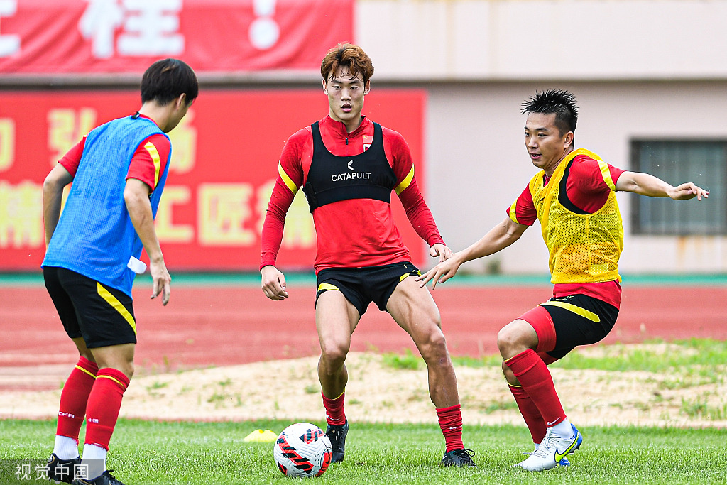 东亚杯日韩目标都是冠军，年轻国足目标击败中国香港队