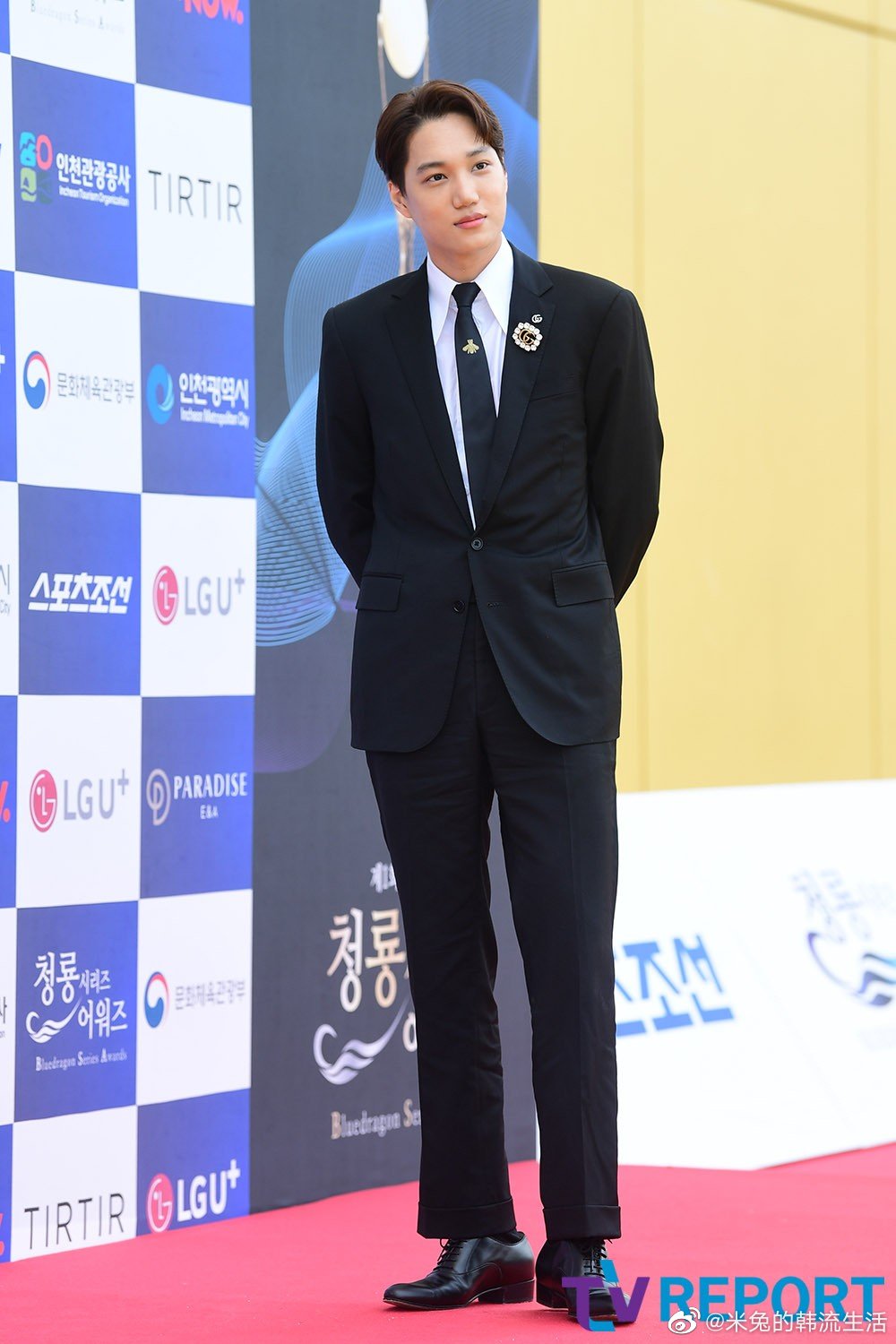 「EXO」「新闻」220719 EXO KAI今日出席青龙电视剧大赏红毯