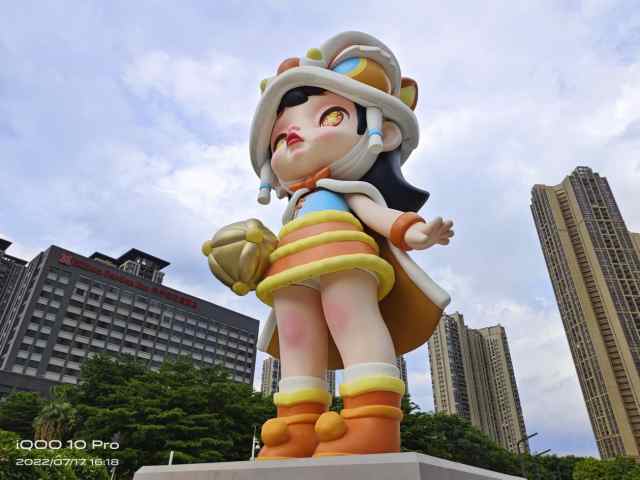 iQOO 10 Pro评测：闪充、性能和影像直接拉满，还有谁？