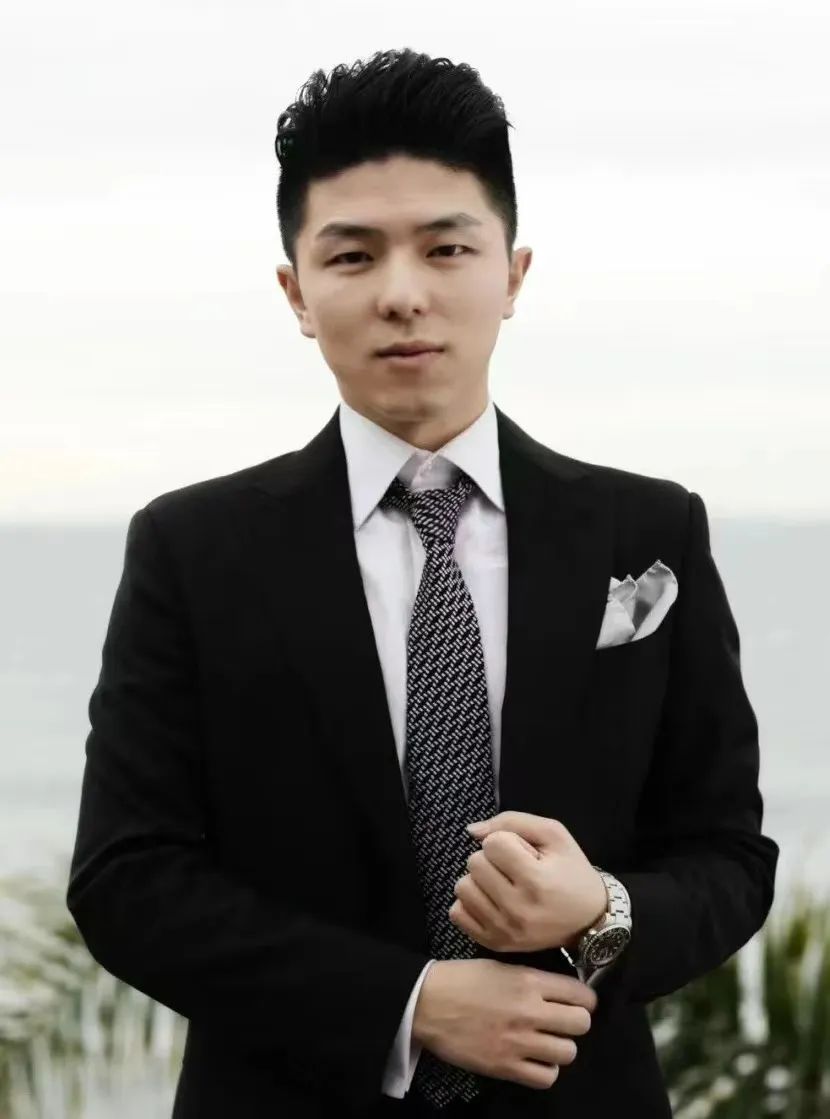 对话胡润U30创业领袖｜打破传统，漫游无界——数字艺术产业的未来，One Meta Art创始人李砺锋