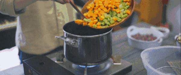 农药残留？专家教你正确果蔬清洗方法