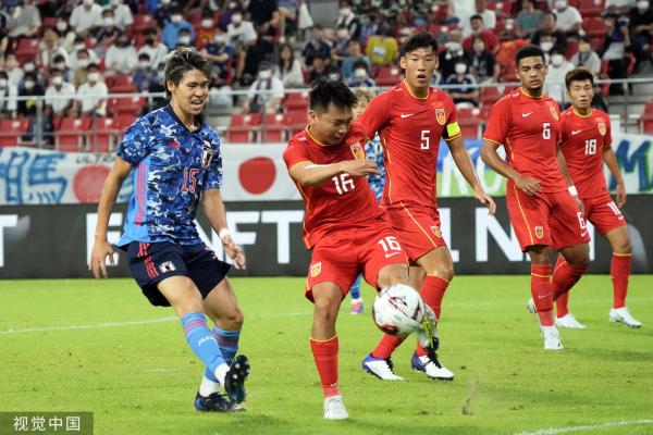即時比分足球vs90（苦戰(zhàn)90分鐘力保球門不失，國足東亞杯0比0戰(zhàn)平日本）