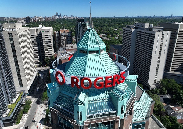 路透社：加拿大通信巨头罗杰斯公司遭遇大断网痛定思痛 投资百亿加元搞人工智能