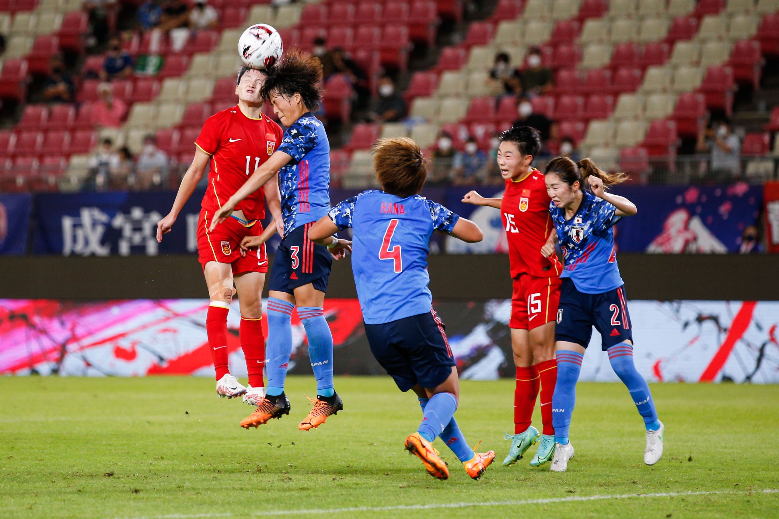 女足世界杯日本队(全场落于下风，中国女足0-0日本队，遗憾错失东亚杯冠军)