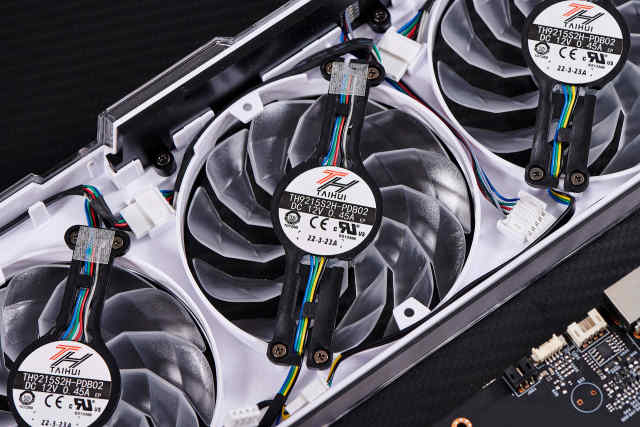 游戏玩家2K价格段最佳选择，影驰 GeForce RTX 3060 星曜MAX OC评测