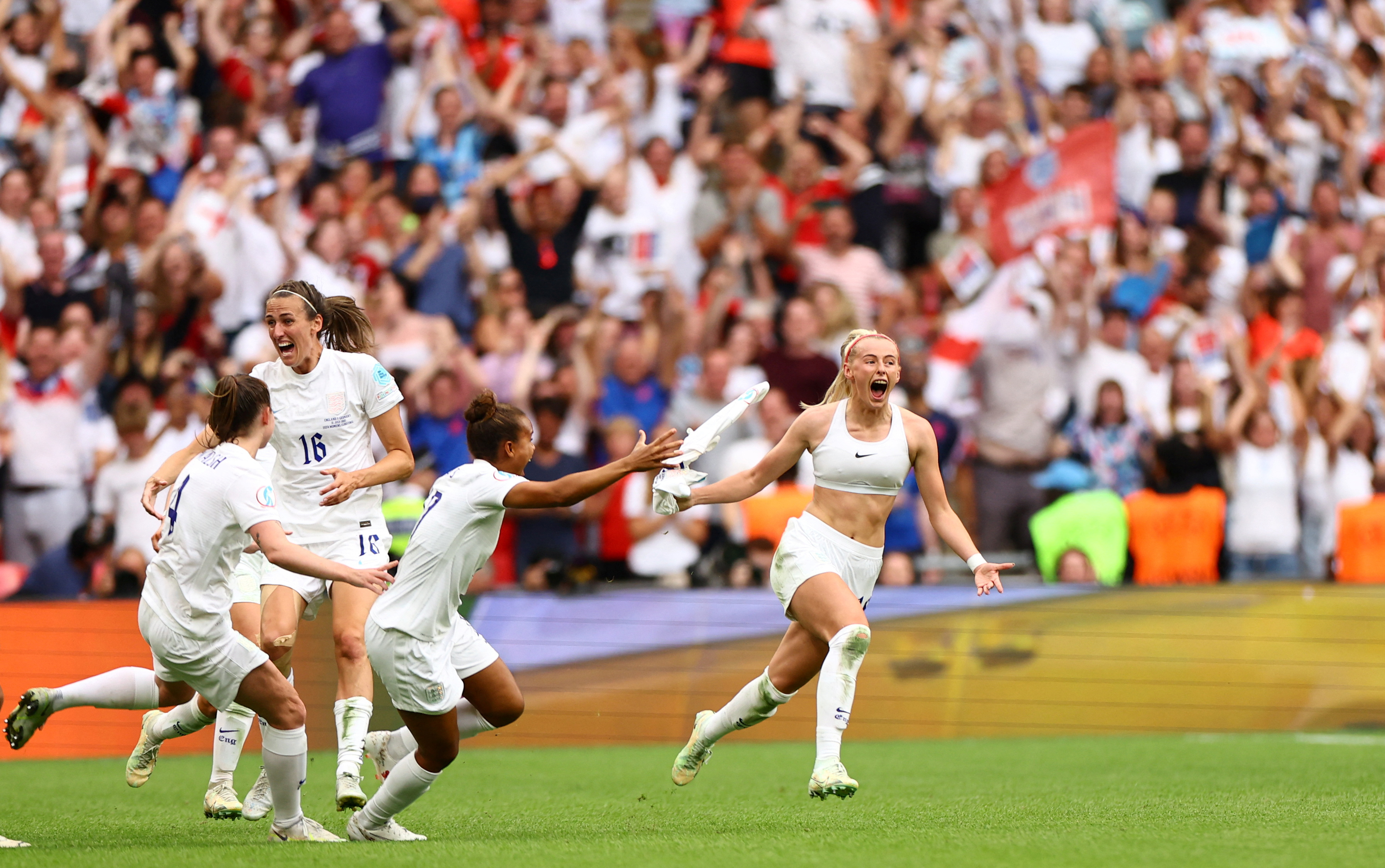 （体育）足球——欧洲女足锦标赛：英格兰夺冠