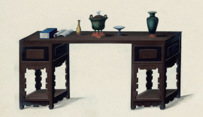 这种书桌也可以叫几案,就是把一块窄窄的面板放在两个形状和纹饰完全