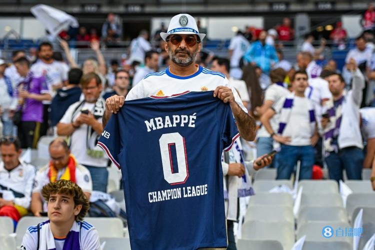 皇家马德里阵容2022（皇马2022年总结：四冠王展现硬实力，新人登场打造未来）