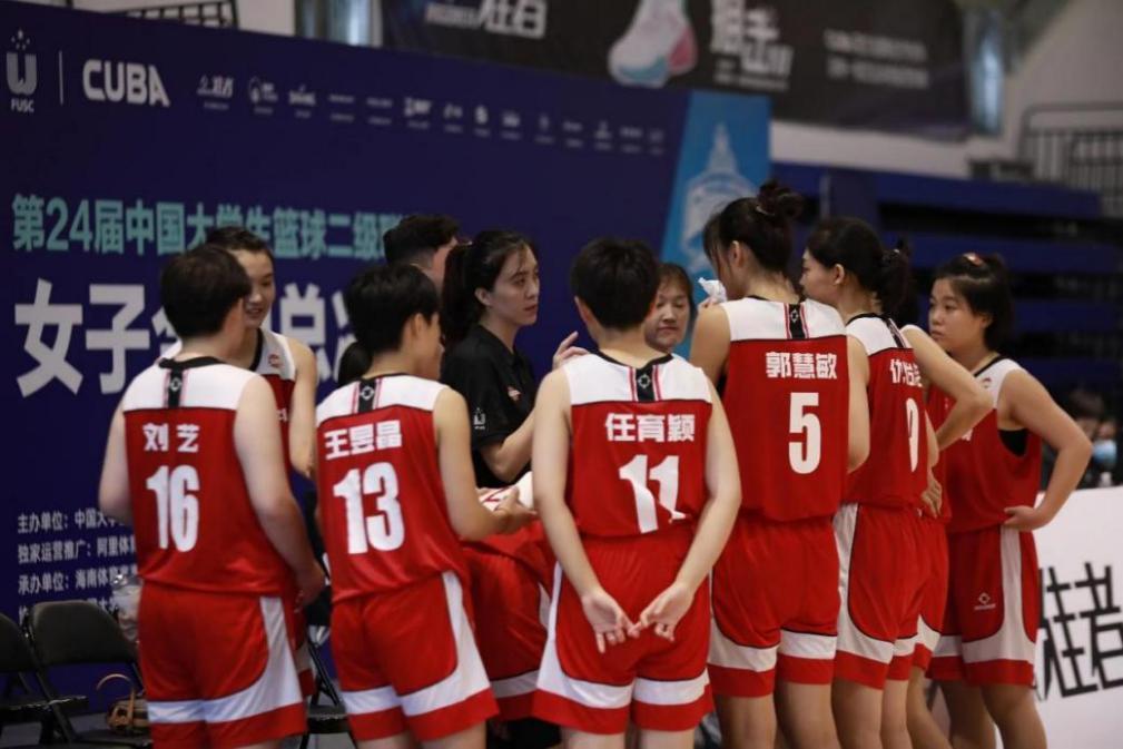 全国第三，六战五胜 郑州西亚斯学院女篮破历史记录