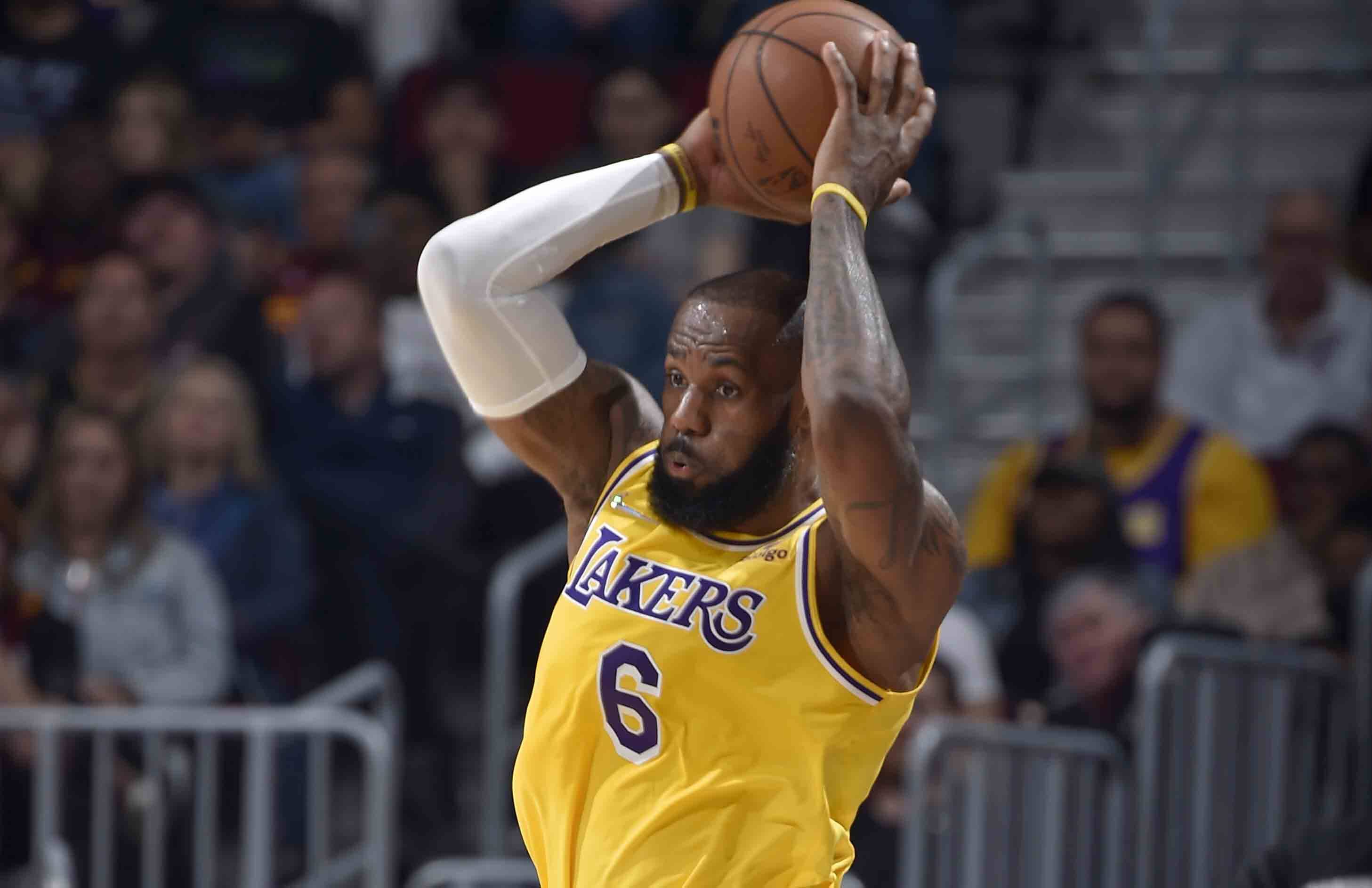 6号nba球星有哪些人（盘点上赛季25位身穿6号球衣的球员）