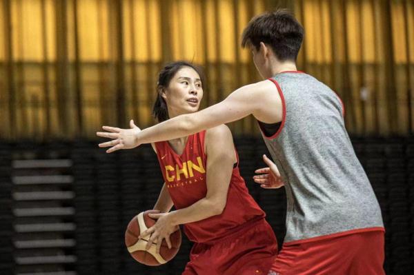 希望能参加2022年的世界杯(中国女篮开启海外拉练备战2022年女篮世界杯)