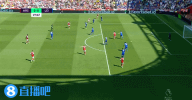 阿森纳vs莱斯特城录像（半场-热苏斯头顶脚踢梅开二度扎卡头球中柱 阿森纳暂2-0莱斯特城）